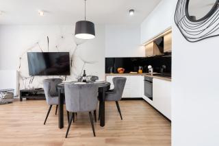 Tarasy Bałtyku Piękny Apartament Parking & Duży Balkon by Renters Prestige - Danzig - 7