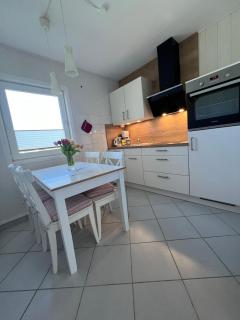 Ferienwohnung-in-Strandnaehe-Schwalbennest-2 - Albertsdorf - 2