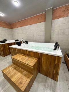 HOTEL SPA Villasaurio - 2