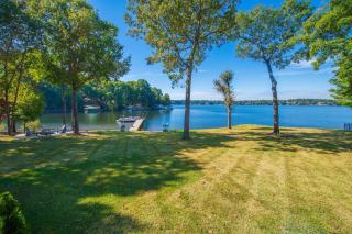 Channel Marker Exclusive Lakefront Home wHot Tub Custom Bunk Room Dock Optional Boat Rental 1418 - Mooresville - 6