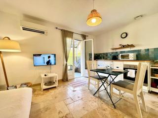 Lou Maestoso - Cosy, Campagne, CLIM, 2 personnes - Lançon-Provence - 1