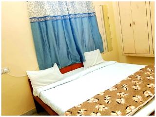 BUDGET VARANASI HOTEL P - G - O N - G A N G E S - R I V E R - near Tulshi Ghat - fully Air Conditioned hotel at Prime Location - BEST RIVER VIEW HOTEL - - 7