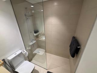 Waterfront Studio Cozy & Stylish Stay - Pet-Friendly - Abu Dhabi - 7
