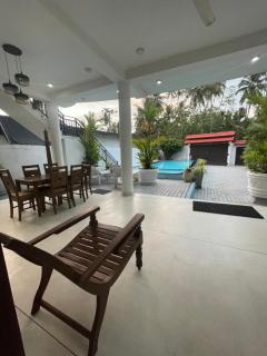 Lucky Family Villa Unawatuna - 0