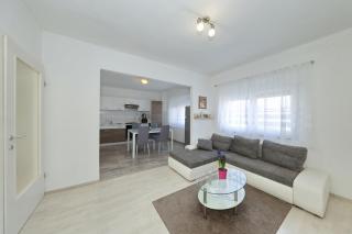 Apartment Mirela - Zadar - 0