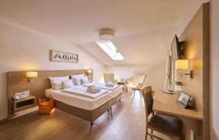 Ströbinger Hof - Therme Wellness Resort - Bad Endorf - 2