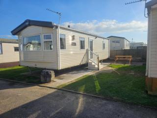 6 Berth Caravan with garden - Brightholme Holiday Park - 0