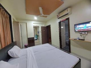 Super Hotel O Happy Homely Stay Near Pune Airport - Khadki - 1