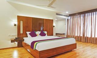 Treebo Premium Seven Lake View - Hyderabad - 9
