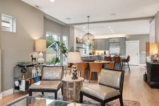 Spacious Family Retreat - Media Room & Patio home - Seattle - 3