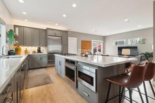 Spacious Family Retreat - Media Room & Patio home - Seattle - 1
