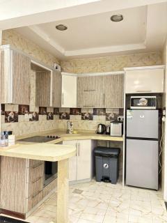 Beautiful apartment overlooking King Road - Dschidda - 2