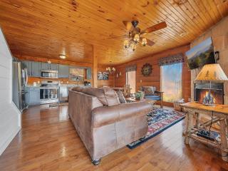 Smoky View Straight Up #2036 - Sevierville - 3