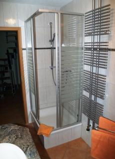 Moderne Ferienwohnung für 4 Personen in Binz auf der Insel Rügen - Binz - 3