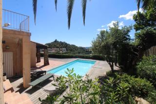 La Villa Tara 4 chambres piscine privée vue panoramique sur les collines de Grimaud - Grimaud - 0