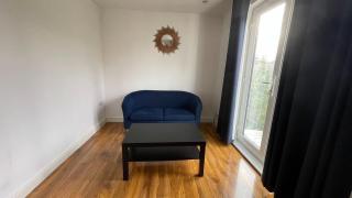 Modern 5-Bed Home with Garden & Spectacular City Views - Londra - 5