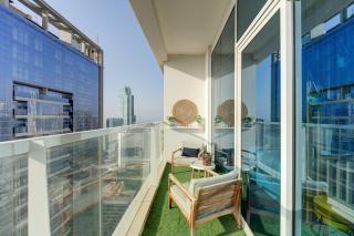 HiGuest - New! Stunning sea view studio, Balcony, Pool - 3