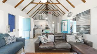 R&R on Chlamys Langezandt Fisherman's Village - Struisbaai - 1