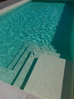 Habitat Luxury Suites - Bellona - 7