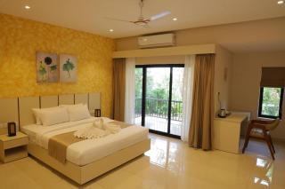 Hortus Malabaricus Resort - Cheruthuruthi - 5