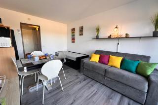 Studio Les Jardins du Port Port Camargue avec piscine à 2 pas de la plage - Le Grau-du-Roi - 8