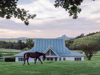 Oaklands Farm Stay - 1