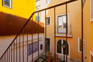 Stunning loft in the downtown - Lissabon - 8