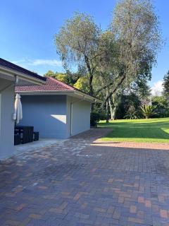 Casa Nossa - Cute 2 Bedroom Apartment 3 - 2