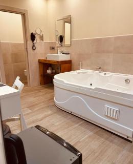 Nastasi Hotel & Spa - 4