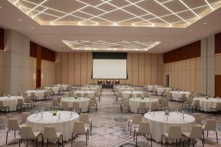 Sheraton Bahrain Hotel - Manama - 4