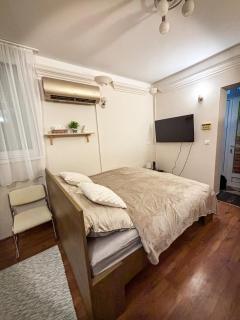 Flóra Apartman - Debrecen - 0