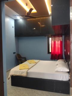 Varsha Homestay - New Hampi - 3