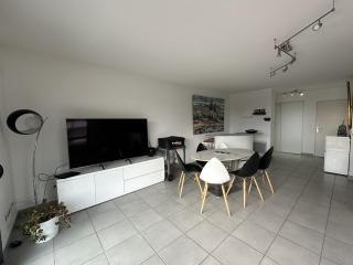Superbe 4 pièces climatisé avec terrasse, parking et piscine à 50m de la plage - Sète - FR-1-472-194 - Sète - 3