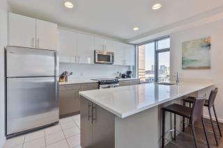 Luxury Apt Near Kendall Sq - 3