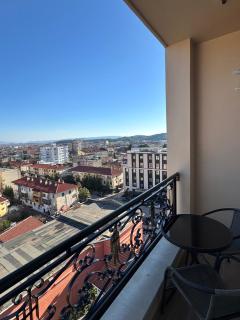 Downtown Shkodra Apartment - 5