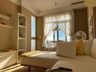 Beach View! Seaside Apartment - Durazzo - 8