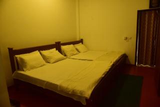 White House hotel and resort - - 5