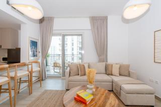 One Bedroom Apartment in Yas Island with Complimentary Yas Theme Park Tickets - Abu Dhabi - 9