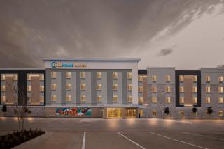 Everhome Suites Bastrop - Bastrop - 9
