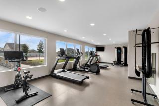 Everhome Suites Bastrop - Bastrop - 1