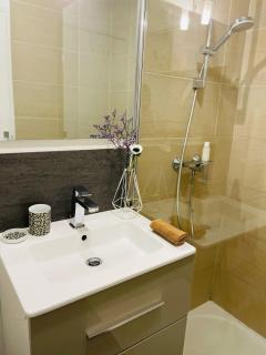 Studio Cosy avec Clim à 10 min de la Mer - Antibes - 9