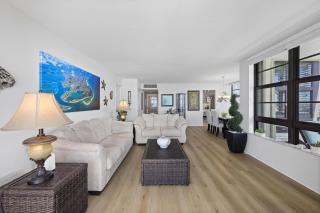 Two-balcony beachfront condo with pool/tennis/grills - 5