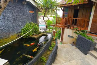 Karlie Inn - 3