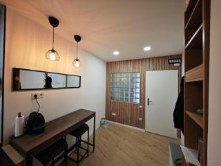 Stylish Alcobendas Studio Seasonal - 2