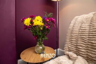 Bright and Warm 3-beds Home in Lincoln by Renzo, Driveway Parking, Sleeps 6! - Lincoln - 7