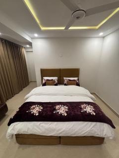 Rest inn - Islamabad - 7