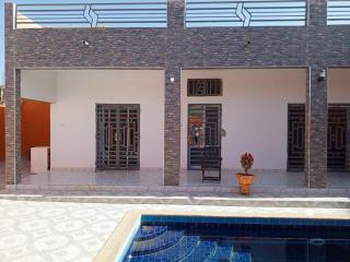 Villa meublée de 300 m2 à louer ou vendre - Mbour - 8