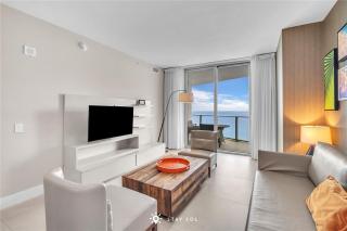 Stylish Apt - Beach View - Resort Access - Hollywood - 6