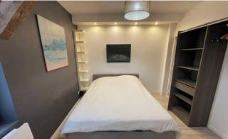Apartment on Rue Morvan - 5