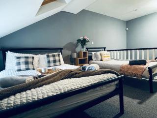 Queens Townhouse - 4 Bed - Whitehaven - 1